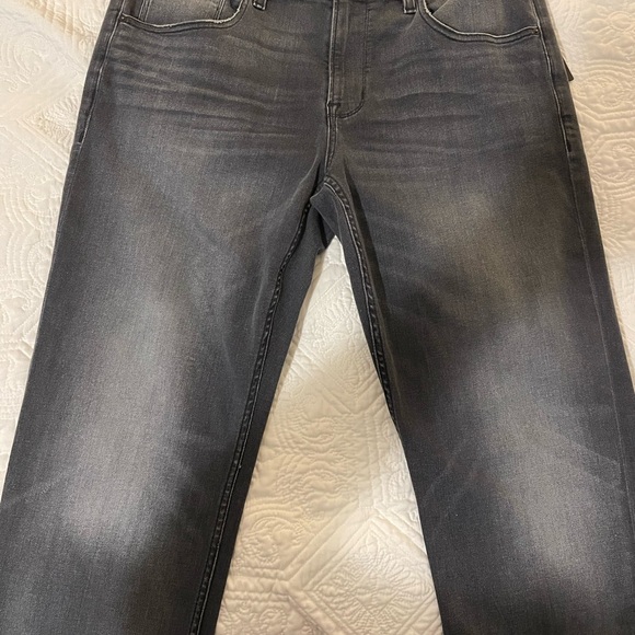 Never worn pair of Hudson Los Angeles designer jeans. - Picture 5 of 9